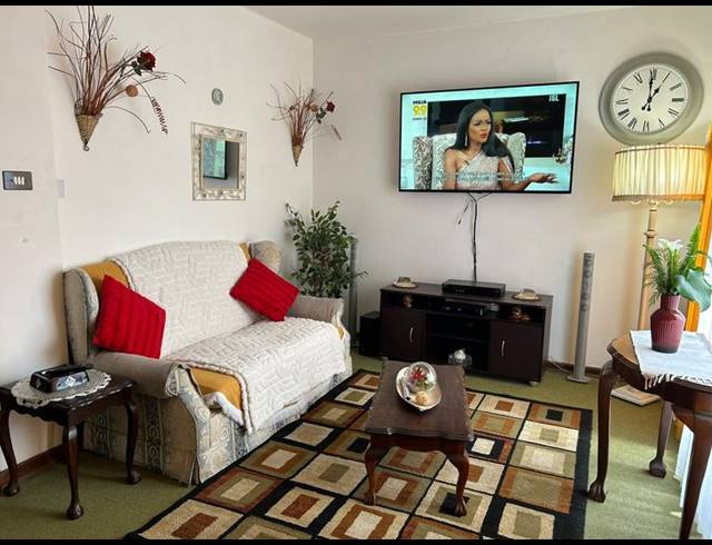 2 BEDROOM TOWNHOUSE FOR SALE IN WALMER